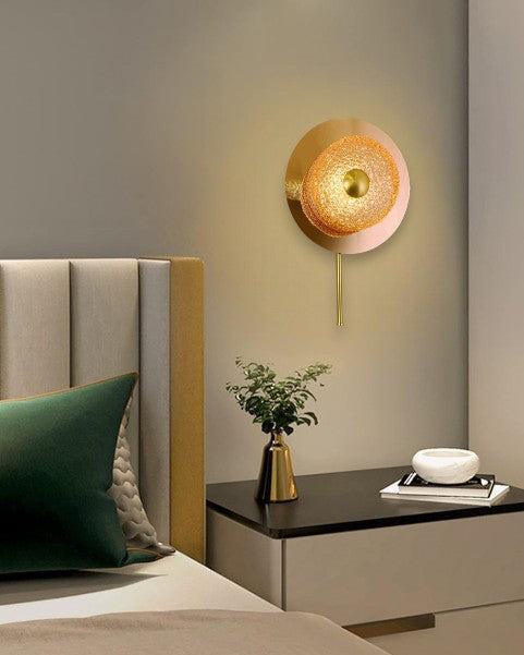 Luxe Diamond Glow Wall Light - Golden Glass